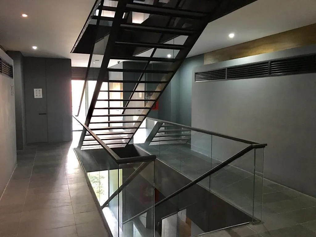 מלון מדיין Energy Living El Poblado 0*,