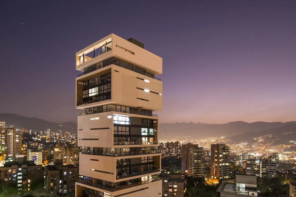 הקונטקטים של Energy Living El Poblado
